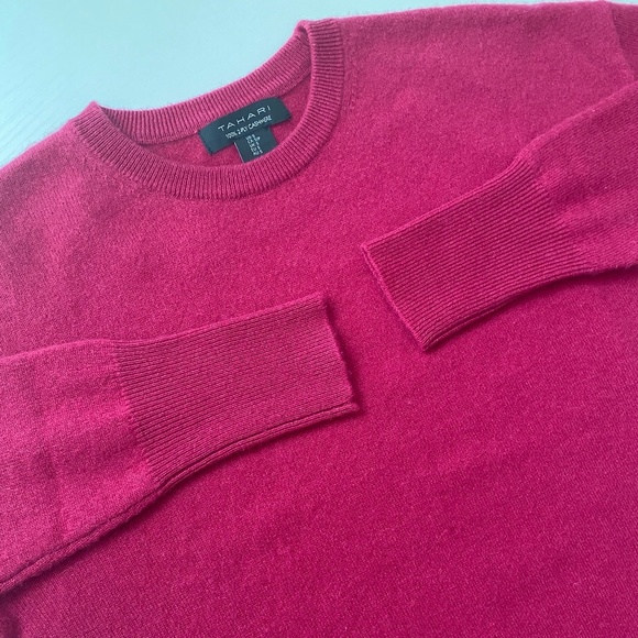 TAHARI 2 Ply Cashmere Red/Magenta Crew Neck Sweater Small - Picture 9 of 12